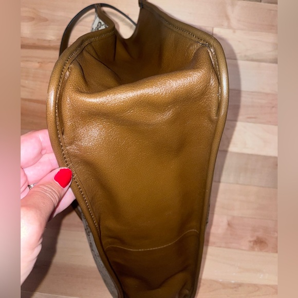 Authentic Gucci Horsebit 1955 Medium Tote Bag - Picture 11 of 13